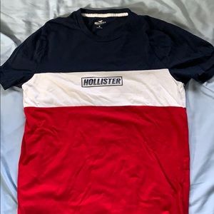 Men’s Hollister tee